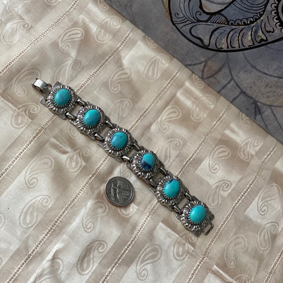 Turquoise items - Picture 6 of 6